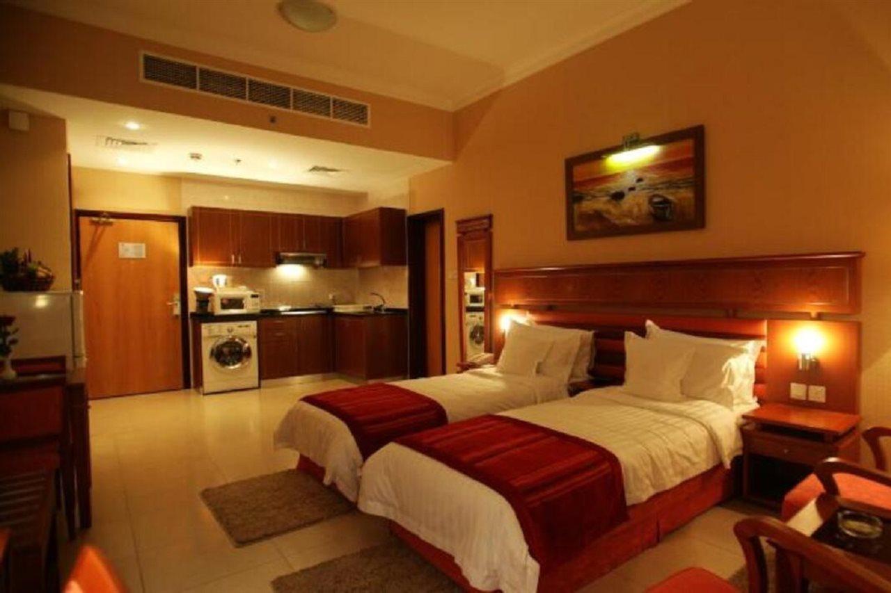 Wescott Pearl Hotel Apartments Dubai Exterior photo