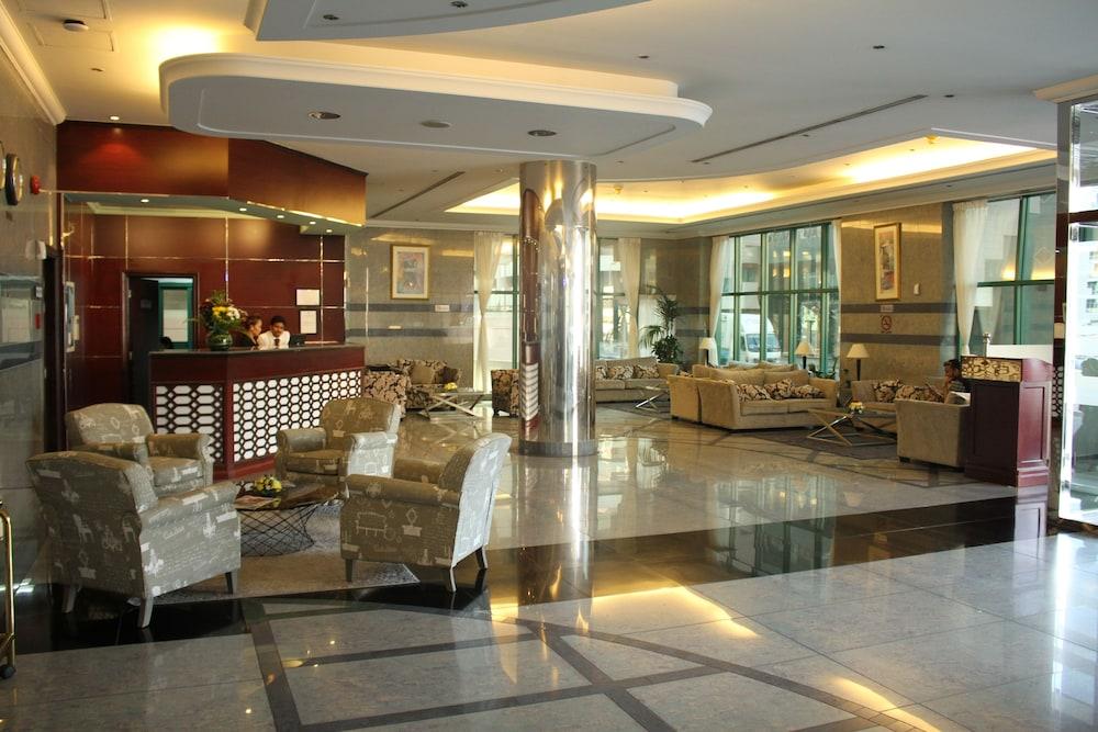 Wescott Pearl Hotel Apartments Dubai Exterior photo